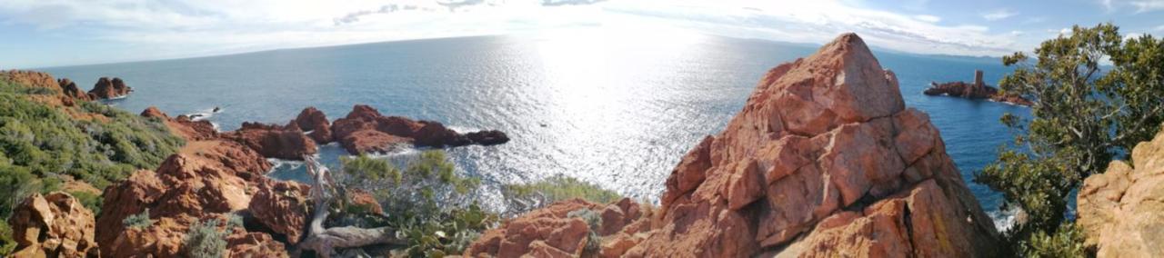 Studio St Raphael Var Cote D Azur Сен-Рафаэль Экстерьер фото